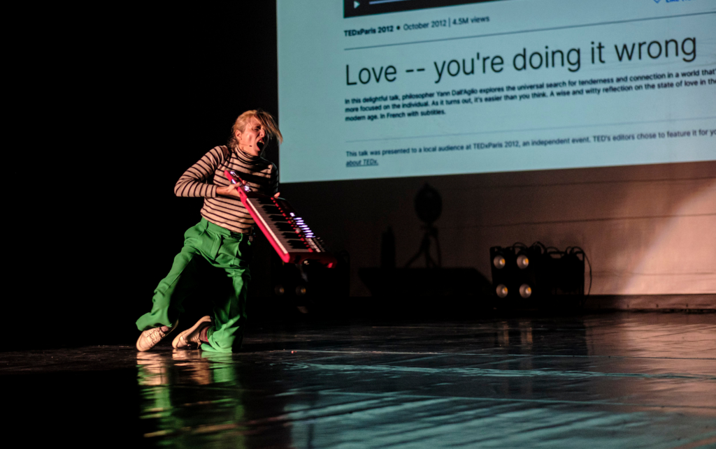 bma lab: performance expandida: experiências intermedia no teatro ...